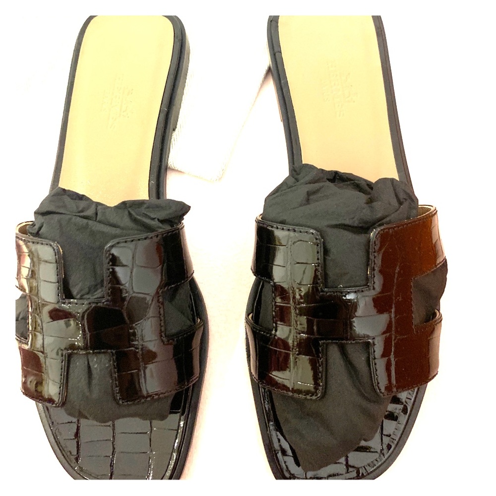 Hermes Oran sandals croc alligator black